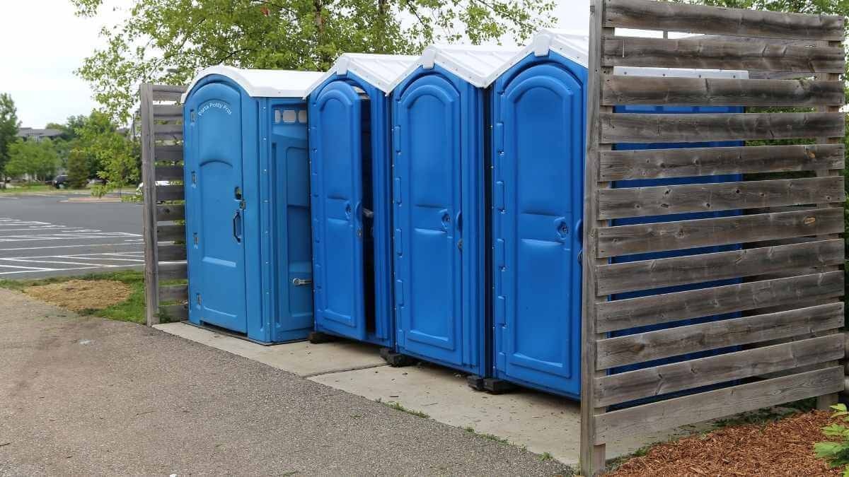 Porta Potty Rental Pros - Affordable Porta Potty Solutions in Grafton, ND, 58237